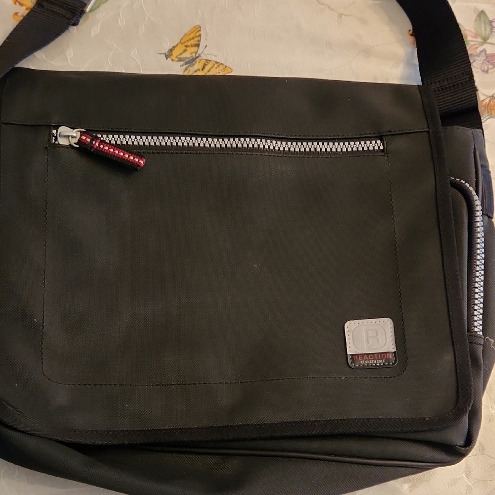 Men's Black Messenger Bag